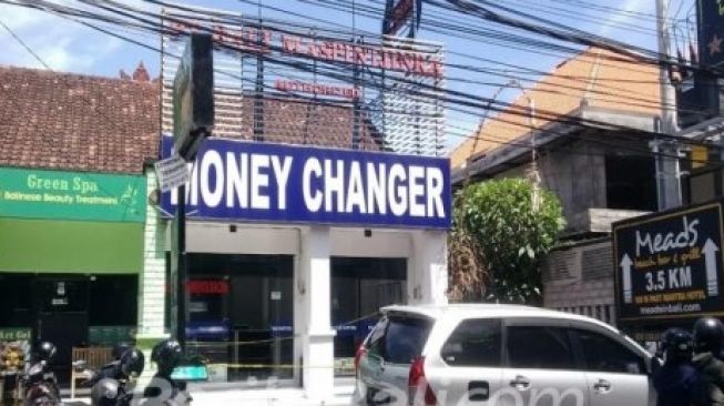 Bali money changer scam